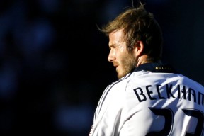 开云体育中国-上海队全面压制广东队，2026世界杯焦点战背后的中国足球新格局