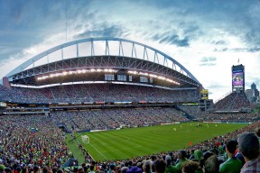 开云体育-北京队对阵尼克斯，德罗赞用一记绝杀，在纽约写下东方寓言