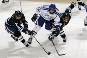 开云APP-西决生死战，马刺决胜局带走森林狼，小贾伦接管比赛书写传奇