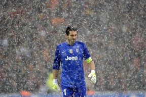 开云官网-尼克斯单节拉开辽宁队，哈登在意甲焦点战接管比赛，体育跨界时刻的胜利哲学