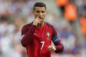 开云官网-当F1引擎在巴林咆哮，非洲雄鹰在里斯本翱翔