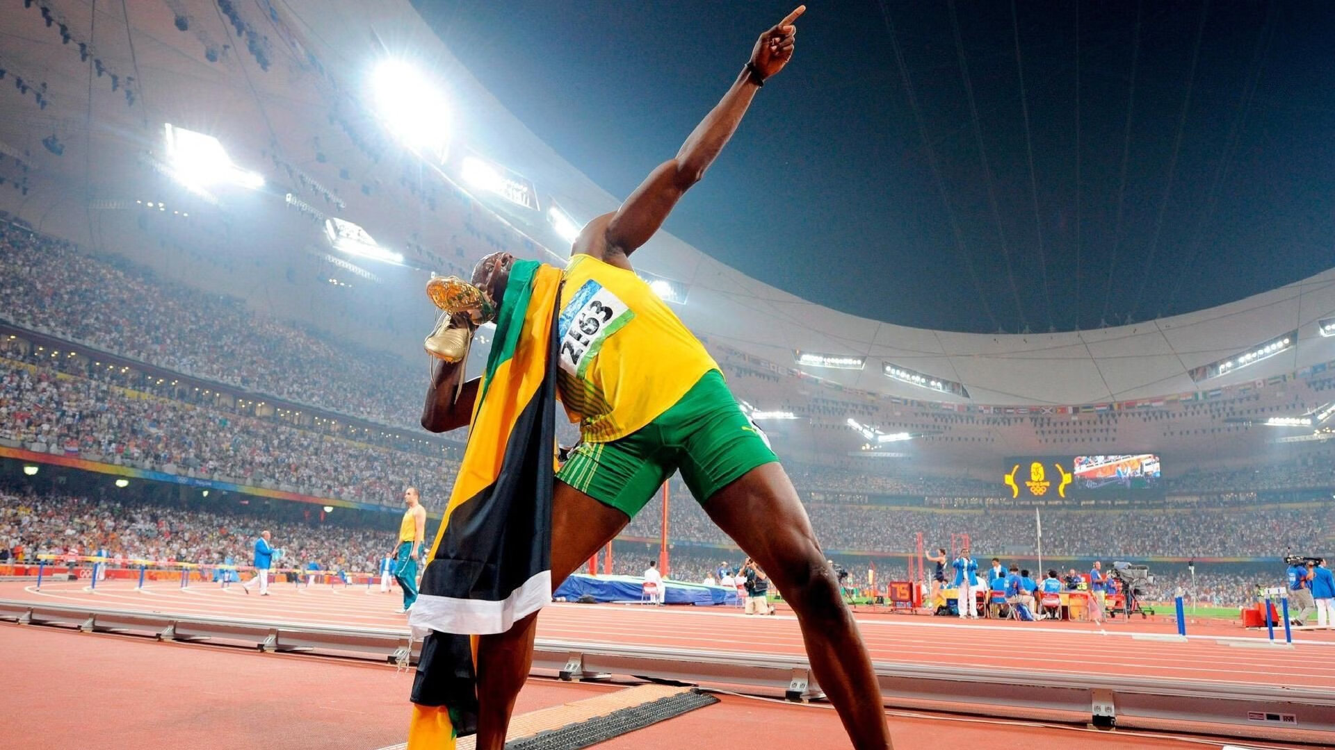 巴萨对阵委内瑞拉，福登连续得分拉开差距，一场跨越足球次元的战术启示录